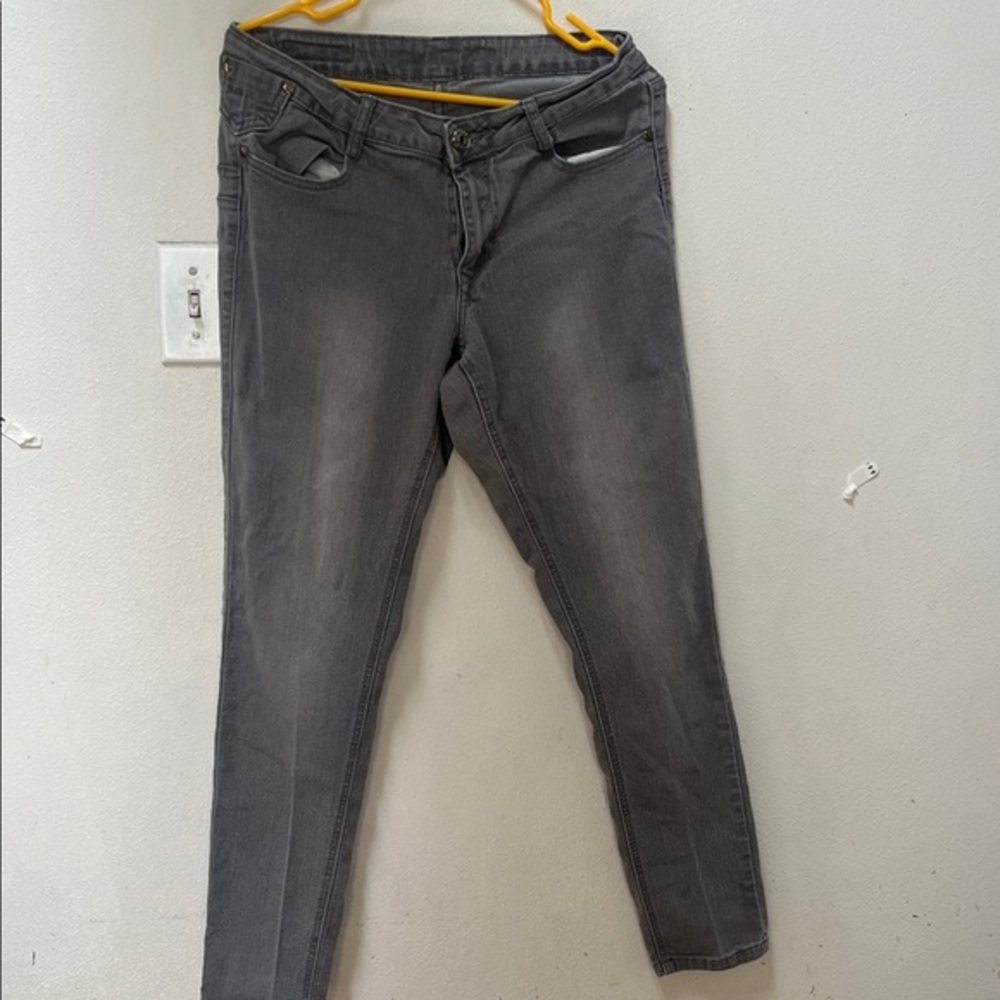 UWD Gray  stretch Skinny Jeans for Women !!